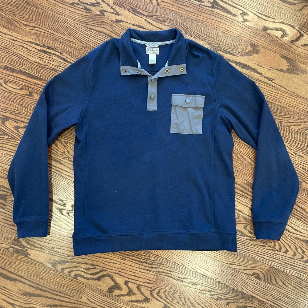 Men’s LL Bean Quarter Button Up Size L